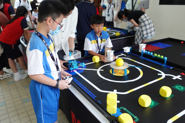 MakeX Starter 全芯征途
